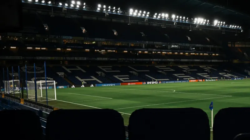 Crystal PaLace Đối Đầu Aston Villa: Lịch Sử Và Chiến Thuật